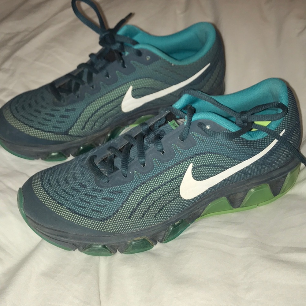 Nike air max